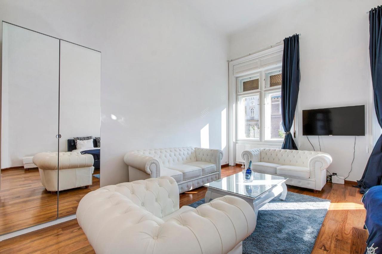 Royale Apartment Budapesta Exterior foto
