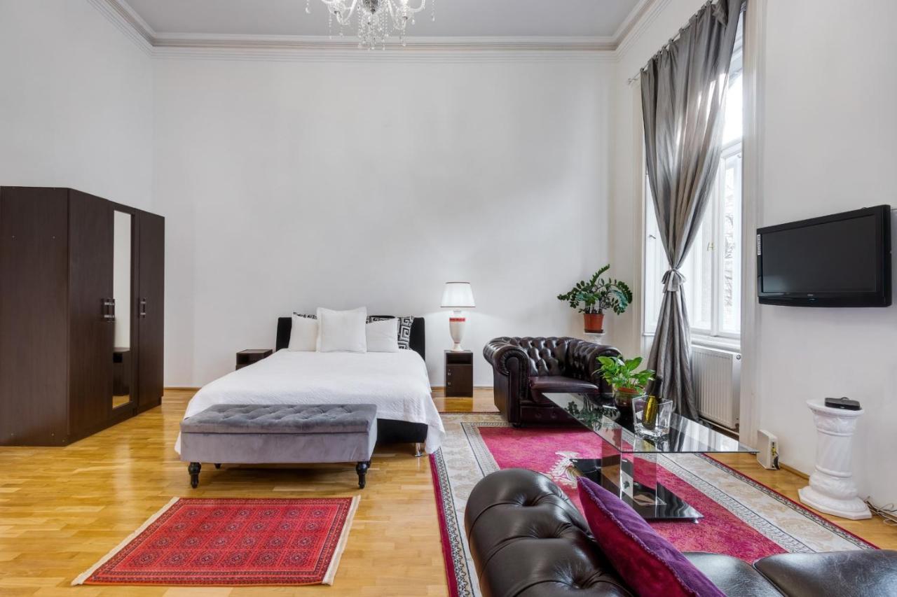 Royale Apartment Budapesta Exterior foto