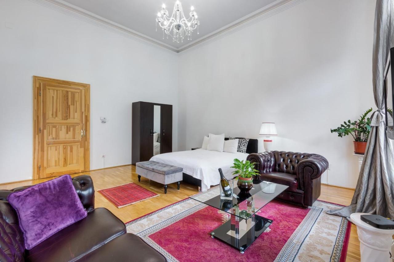 Royale Apartment Budapesta Exterior foto